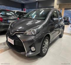 Auto - Toyota yaris 1.0 5p. lounge