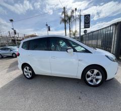 Auto - Opel zafira tourer 2.0 cdti 110 cv cosmo