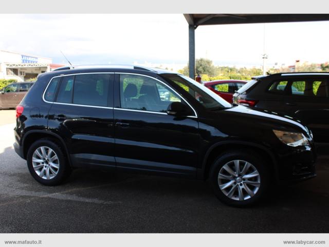 Auto - Volkswagen tiguan 2.0 tsi 4motion r-line