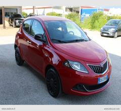 Auto - Lancia ypsilon 1.0 firefly 5ps&s hyb. eco silv. 24.500 km