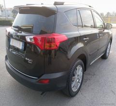 Auto - Toyota rav4 2.0 d-4d 2wd style