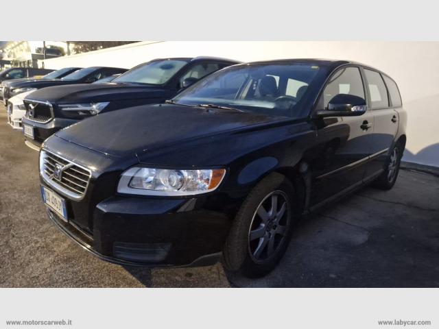 Auto - Volvo v50 1.6 d drive polar