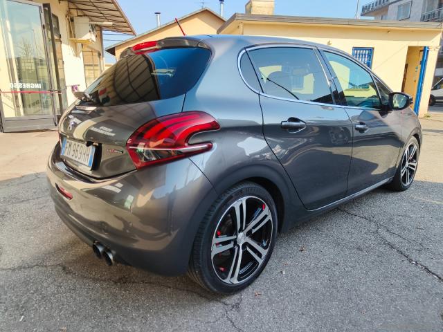 Auto - Peugeot 208 bluehdi 120 s&s 5p. gt line