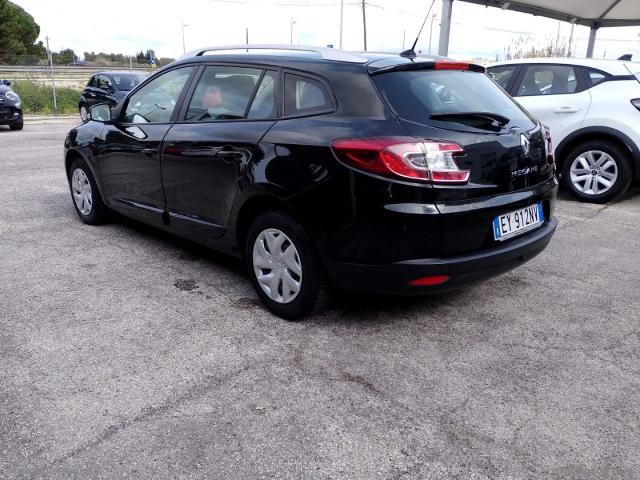 Auto - Renault mÃ©gane 1.5 dci 110 cv sportour confort