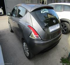 Auto - Lancia ypsilon 1.2 69 cv 5p. silver