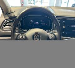 Auto - Volkswagen t-roc 1.6 tdi scr advanced bluemot.tech.