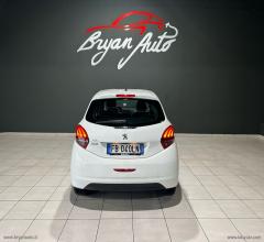 Auto - Peugeot 208 puretech 82 5p. allure