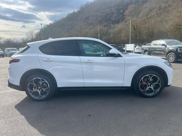 Auto - Alfa romeo stelvio 2.2 t.diesel 190 cv at8 q4 super