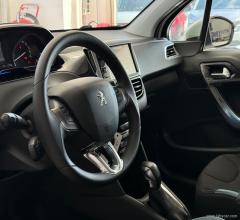 Auto - Peugeot 208 1.2 vti 82 cv 5p. access