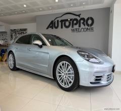 Auto - Porsche panamera 4 sport turismo