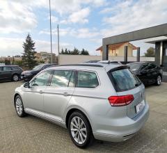 Auto - Volkswagen passat variant 2.0 tdi dsg highline bmt