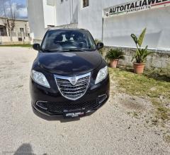 Auto - Lancia ypsilon 1.2 69 cv unyca