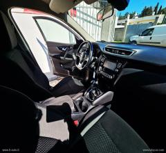 Auto - Nissan qashqai 1.6 dci 2wd xtronic tekna