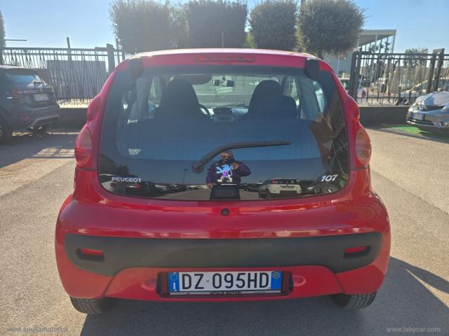 Auto - Peugeot 107 1.0 68 cv 3p. desir