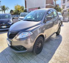 Auto - Lancia ypsilon 1.2 69 cv 5p. gpl ecochic ele.bl