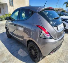 Auto - Lancia ypsilon 1.2 69 cv 5p. gpl ecochic ele.bl