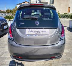 Auto - Lancia ypsilon 1.2 69 cv 5p. gpl ecochic ele.bl