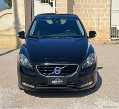 Auto - Volvo v40 d2 momentum