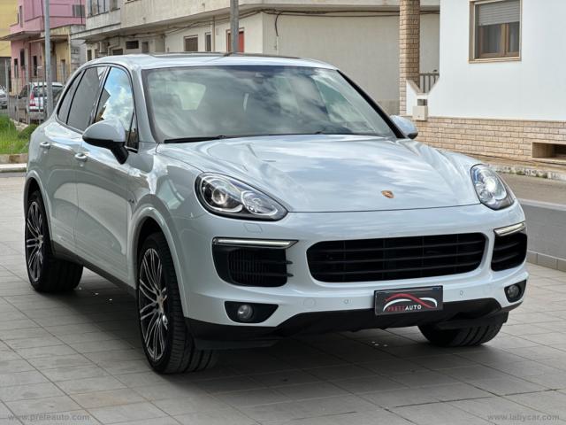 Auto - Porsche cayenne 3.0 diesel