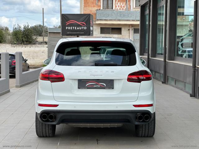 Auto - Porsche cayenne 3.0 diesel