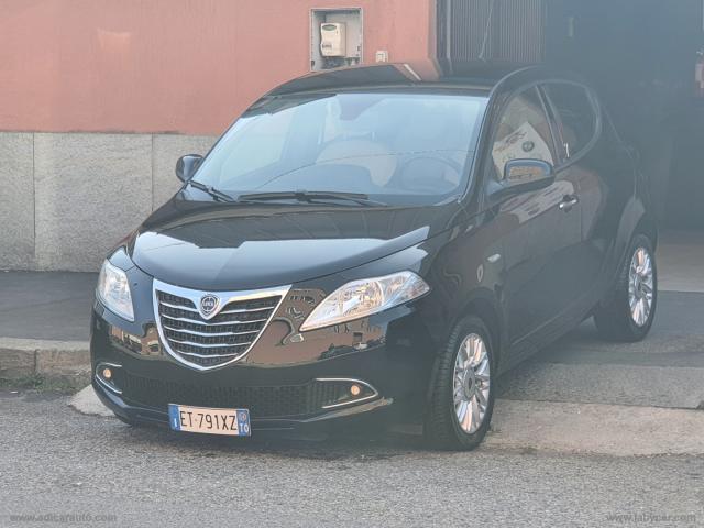 Auto - Lancia ypsilon 1.2 69 cv 5p. s&s