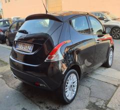 Auto - Lancia ypsilon 1.2 69 cv 5p. s&s