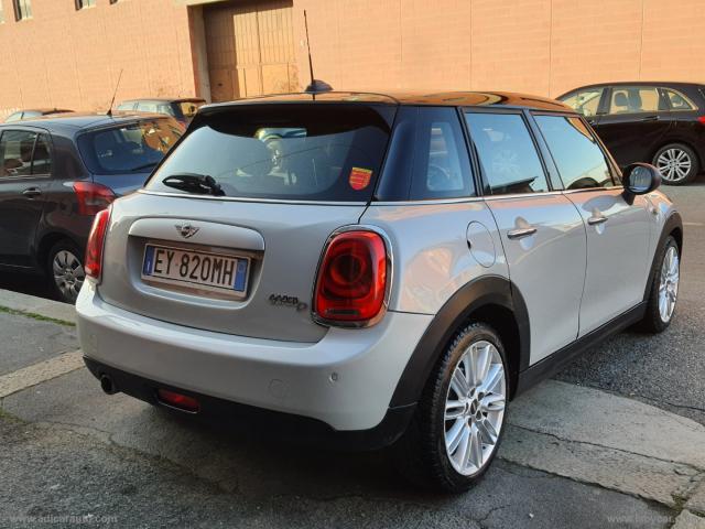 Auto - Mini mini cooper d 5 porte