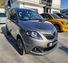 Auto - Lancia ypsilon 1.0 firefly 5p.s&s hyb. eco gold