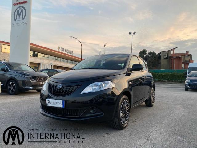 Lancia ypsilon 1.0 firefly 5p.s&s hyb. eco gold