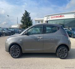 Auto - Lancia ypsilon 1.0 firefly 5p.s&s hyb. eco gold