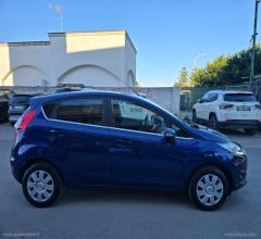 Auto - Ford fiesta 1.4 5p. bz.- gpl titanium