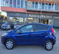 Auto - Ford fiesta 1.4 5p. bz.- gpl titanium