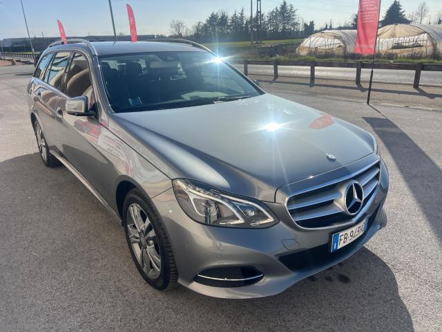 Auto - Mercedes-benz e 250 bluetec s.w. 4matic aut. sport