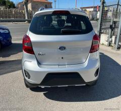 Auto - Ford ka+ 1.2 70 cv s&s