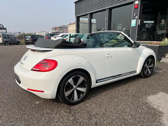 Auto - Volkswagen maggiolino cabrio 1.4 tsi dsg sport