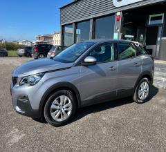 Auto - Peugeot 3008 bluehdi 130 s&s eat8 business