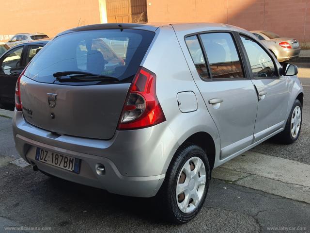 Auto - Dacia sandero 1.2