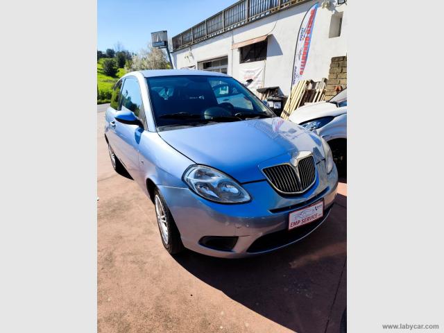 Lancia ypsilon 1.3 mjt 90 cv platino