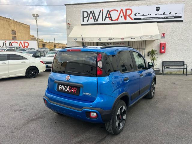 Auto - Fiat panda cross 1.0 firefly s&s hybrid