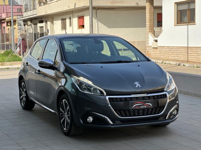 Auto - Peugeot 208 bluehdi 75 5p. allure