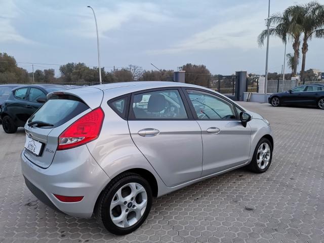 Auto - Ford fiesta 1.4 tdci 70 cv 5p. titanium