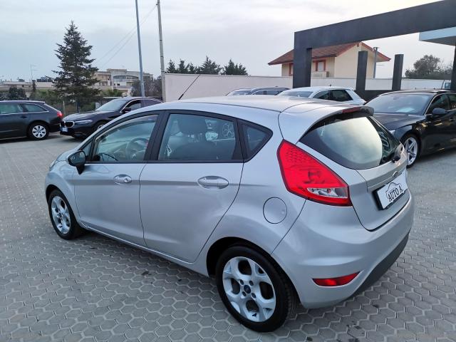 Auto - Ford fiesta 1.4 tdci 70 cv 5p. titanium