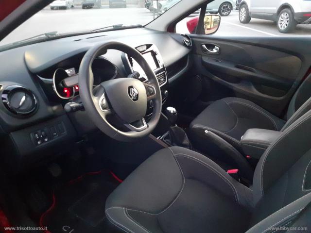 Auto - Renault clio 1.2 75 cv 5p. zen