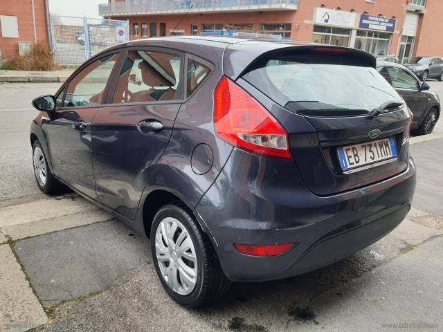 Auto - Ford fiesta+ 1.4 5p. bz.- gpl