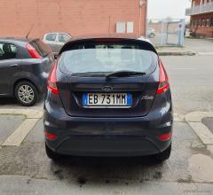 Auto - Ford fiesta+ 1.4 5p. bz.- gpl