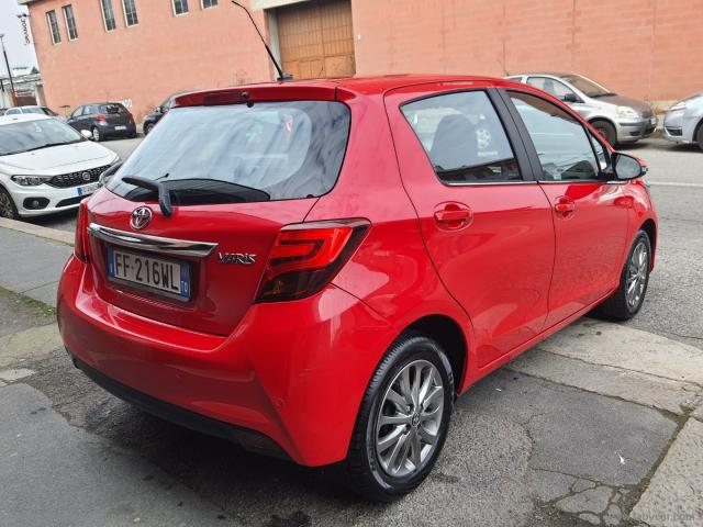 Auto - Toyota yaris 1.0 5p. lounge