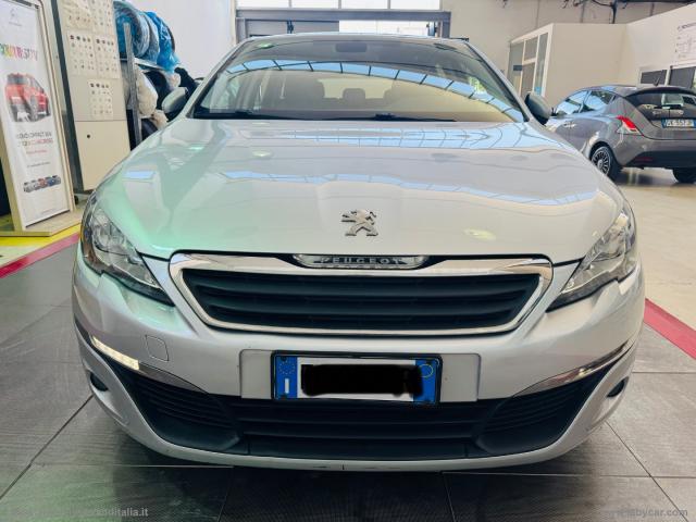 Auto - Peugeot 308 bluehdi 120 s&s business