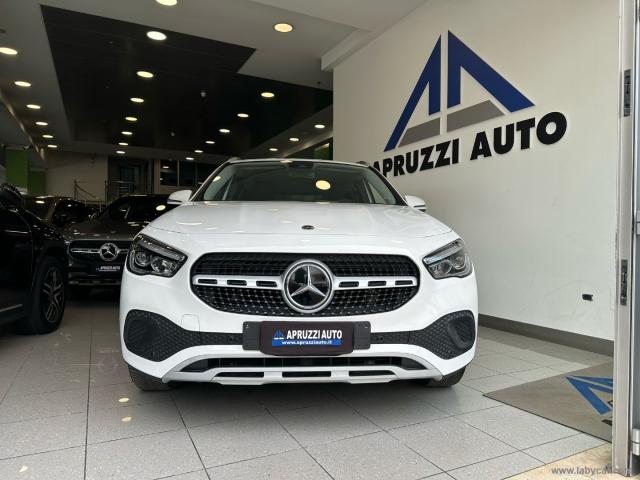 Auto - Mercedes-benz gla 200 d automatic business