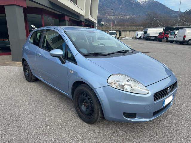 Auto - Fiat grande punto 1.3 mjt 75 cv 3p. active