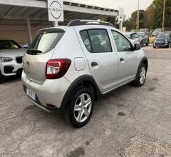 Auto - Dacia sandero stepway 1.5 dci 8v 90 cv s&s